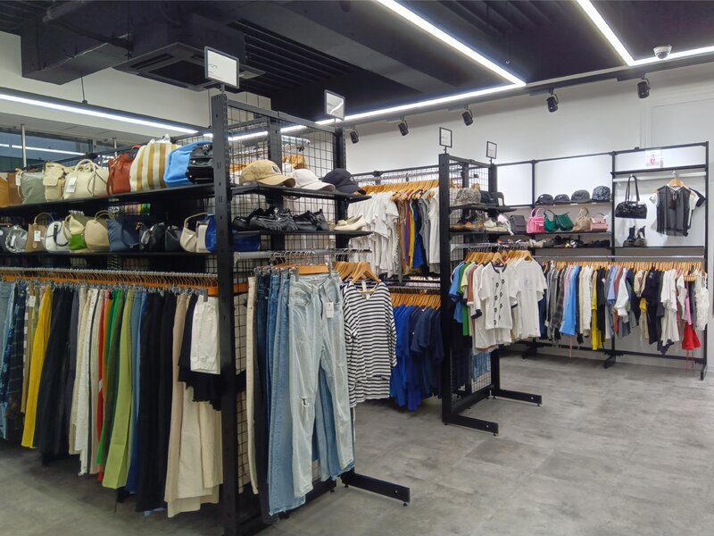 画像：福岡天神3号店