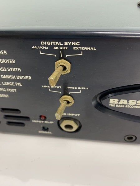 Line6(ラインシックス) / BASS POD PRO 【動作確認済】エフェクター