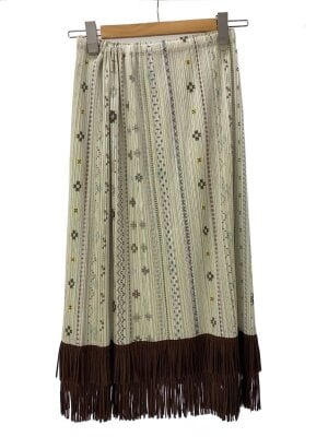 PLEATS PLEASE ISSEY MIYAKEのロングスカート検索結果|古着・中古品の