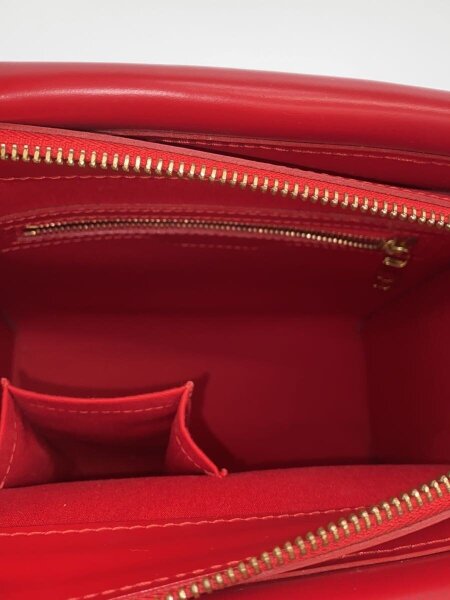 LOUIS VUITTON(ルイヴィトン) / フィガリPM_エピ/レザー/RED// | 中古
