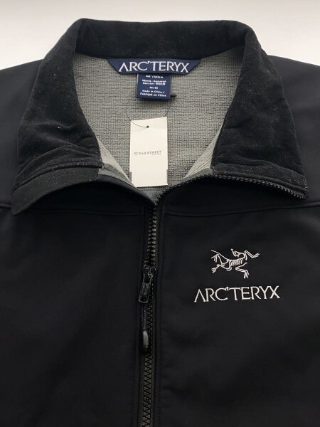 ARC'TERYX(アークテリクス) / ナイロンベスト/M/ナイロン/BLK/無地