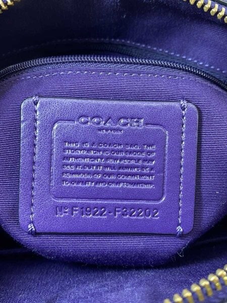 COACH(コーチ) / ショルダーバッグ/--/PUP/F32202 | 中古品の販売