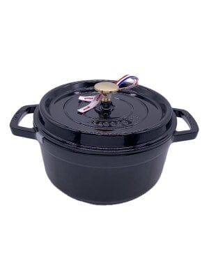 ストウブ ピコ.ココットラウンドシャイニーブラック22cm新品未使用品箱付き ピコ・ココット ストウブ ラウンド 22cm シャイニーブラック