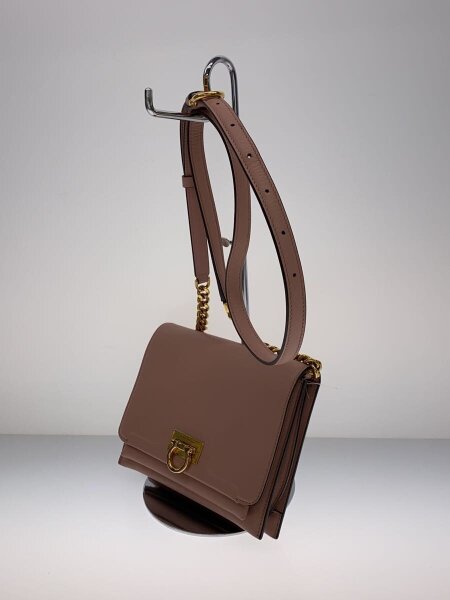 Salvatore Ferragamo(サルヴァトーレフェラガモ) / TRIFOLIO フラップ 