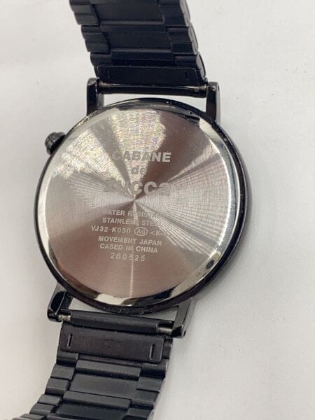 CABANE de ZUCCa｜カバンドズッカ デジタル腕時計 希少 カバンドズッカ CABANE de ZUCCA 腕時計 DOGGY GUM - メルカリ