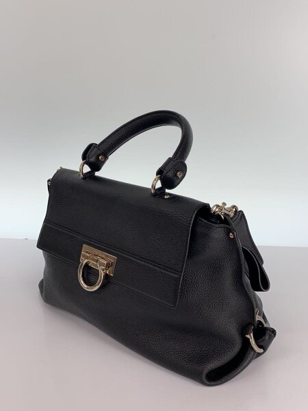 Salvatore Ferragamo(サルヴァトーレフェラガモ) / ソフィア