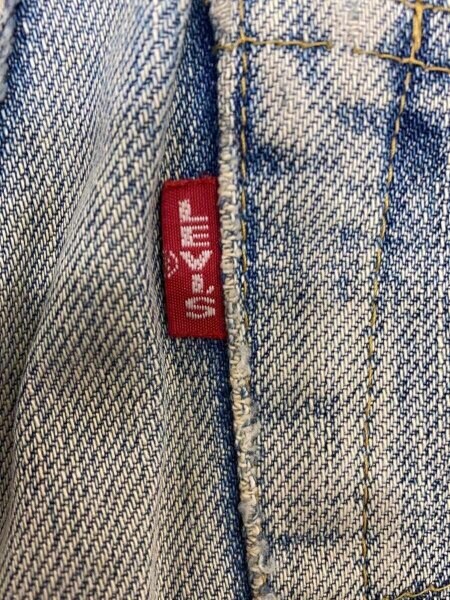 Levi