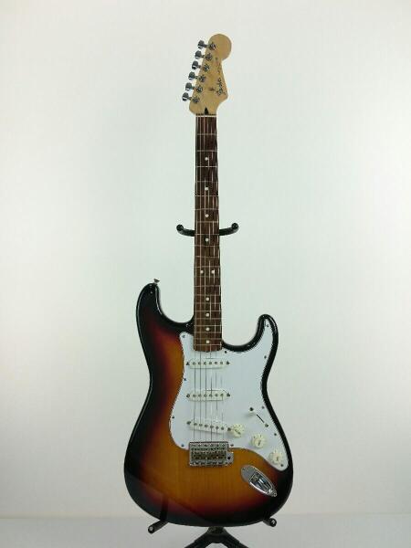 Fender Japan(フェンダージャパン) / ST-50/3TSB エレキギター