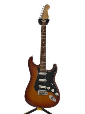 Fender フェンダー〉&〈Gibson ギブソン〉｜セカンドストリート