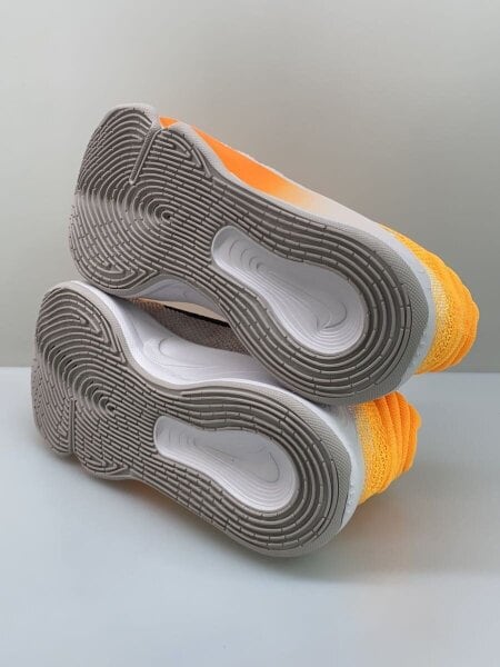 NIKE(ナイキ) / G.T. ハッスル 3 EP/25cm/ORN | 中古品の販売・通販