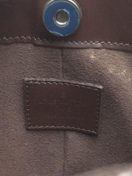 LOUIS VUITTON(ルイヴィトン) / エピ ポシェット ドゥミリュンヌ