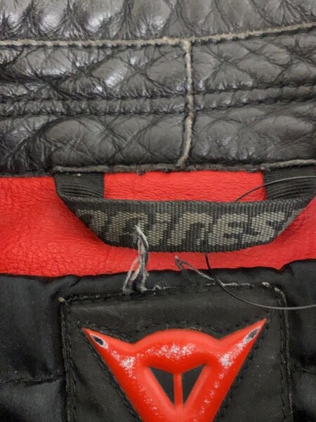 DAINESE シングル　ライダージャケット　レザー　レッド　40サイズ DAINESE(ダイネーゼ) / シングルライダースジャケット/46/レザー/RED