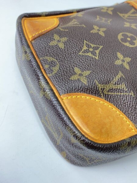 LOUIS VUITTON(ルイヴィトン) / 2)ダヌーブ_モノグラム・キャンバス_