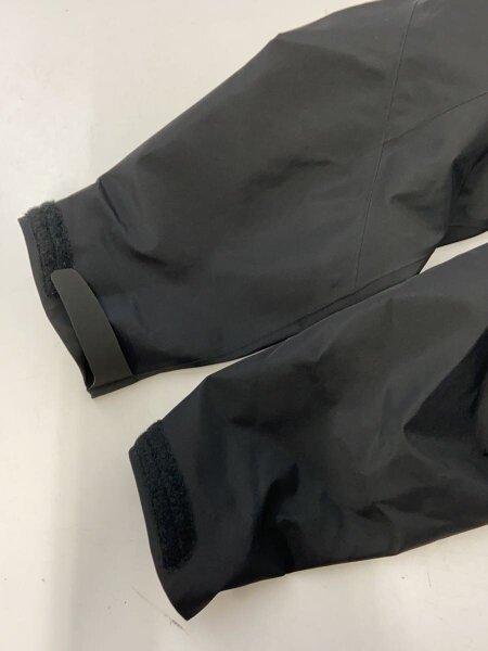 ARC’TERYX / ナイロンジャケット/S/ナイロン/BLK/無地/18082-76156 ARC'TERYX(アークテリクス) / ナイロンジャケット/S/ナイロン/BLK/無地