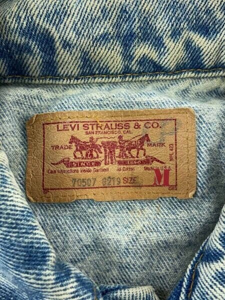 Levi