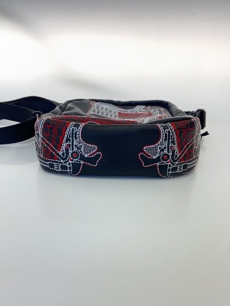 Supreme(シュプリーム) / 26SS/Guns Embroidered Leather Shoulder Bag