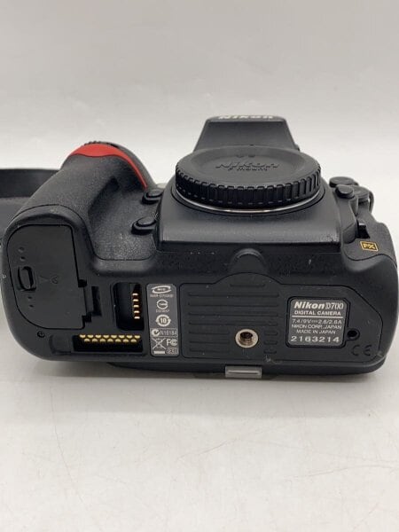 Nikon(ニコン) / デジタル一眼カメラ D700 ボディ | 中古品の販売 
