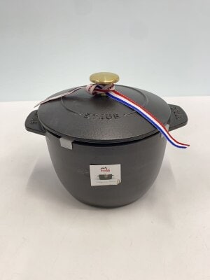 Staub(ストウブ) / パンプキン/鍋/容量:3.5L/サイズ:24cm/ORN | 中古品