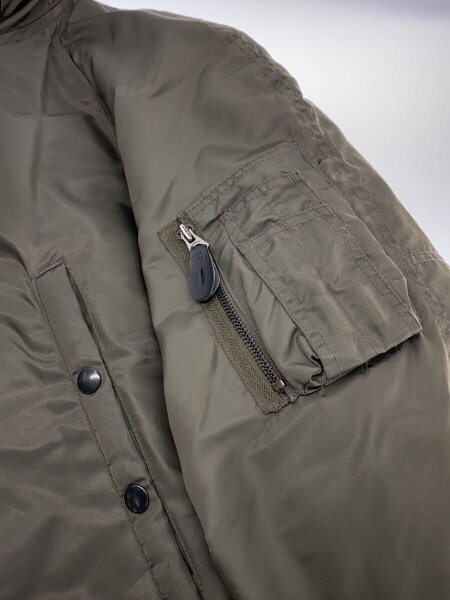 AVIREX(アヴィレックス) / ミリタリージャケット/M/ポリエステル/GRN