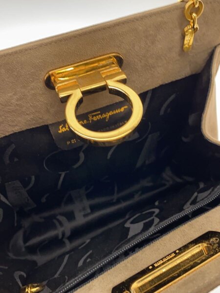 Salvatore Ferragamo(サルヴァトーレフェラガモ) / ショルダーバッグ