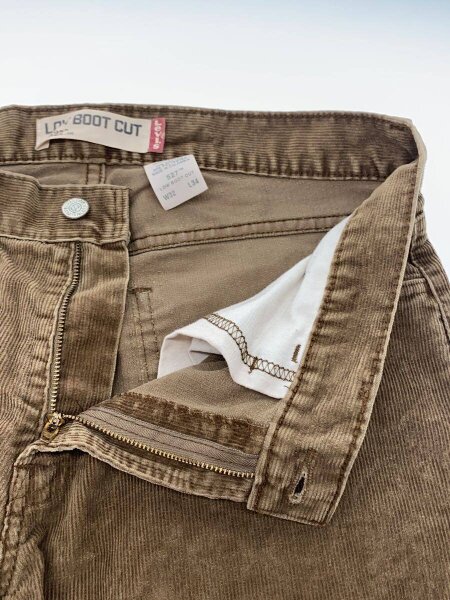 Levi's(リーバイス) / ブーツカットパンツ/32/コーデュロイ/BRW/無地