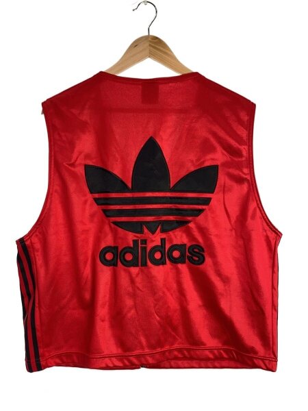 脇に adidas(アディダス) / ベスト/L/ポリエステル/RED/AA-5266/デサント製