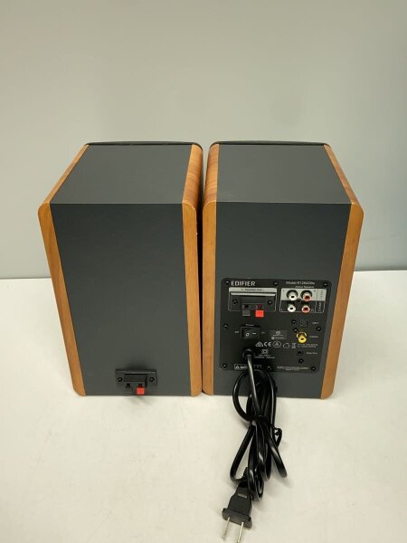 Edifier(エディファイア) / エディファイヤー Bluetoothスピーカー
