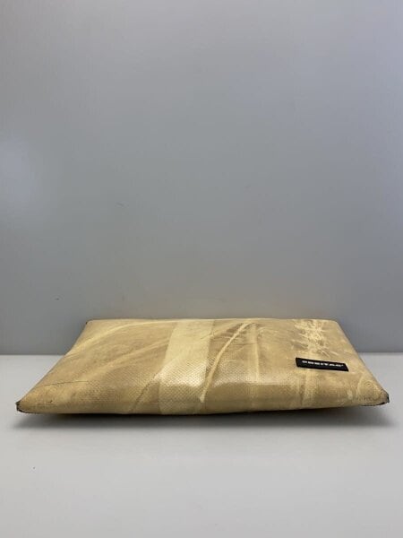 FREITAG / F411 SLEEVE FOR 13/14/セカンドバッグ/PVC/BEG/無地 FREITAG(フライターグ) / F411 SLEEVE FOR 13/14/セカンドバッグ/PVC