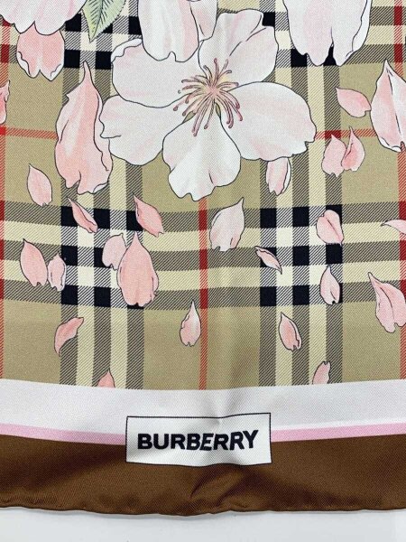 BURBERRY(バーバリー) / 2023SSフローラル/サクラ/桜/スカーフ/シルク