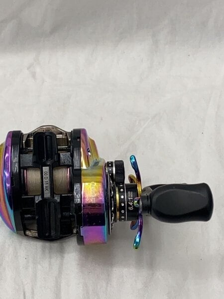 Abu Garcia(アブガルシア) / REVO Elite Aurora 64 limited リール
