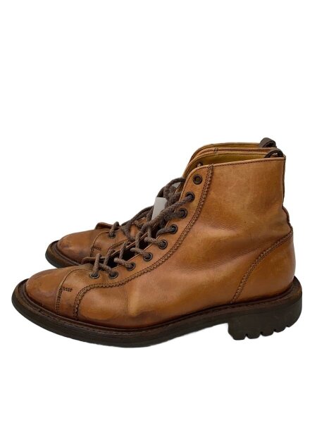Tricker