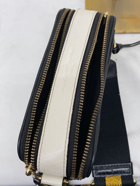 THE MARC JACOBS(ザマークジェイコブス) / THE SNAP SHOTスナップ 