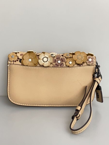 COACH(コーチ) / クラッチバッグ/レザー/BEG/花柄/58181 | 中古品の 