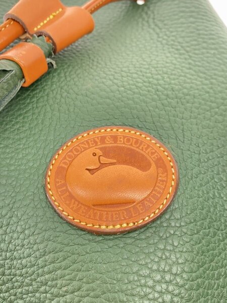 Dooney & Bourke(ドゥーニーアンドバーク) / ショルダーバッグ/レザー 