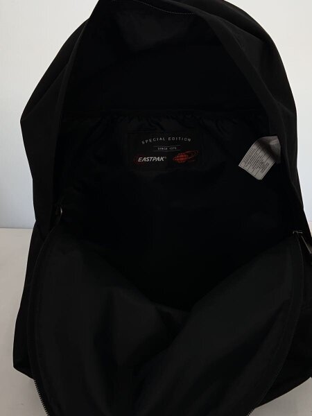 EASTPAK(イーストパック) / バッグパック/リュック/キャンバス/BLK 