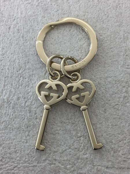 GUCCI(グッチ) / キーホルダー/--/GLD/ダブルGロゴハートチャーム  