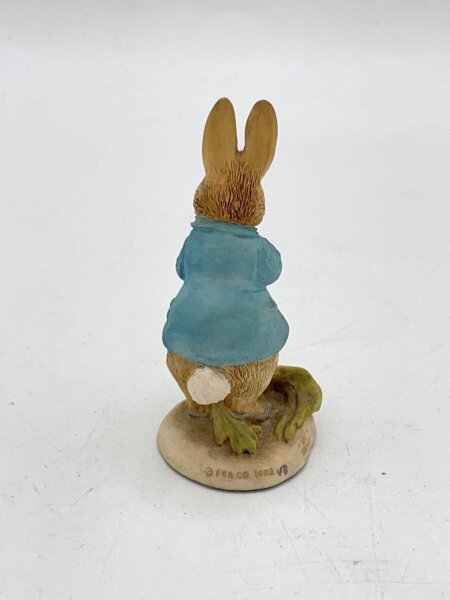 PETER RABBIT(ピーターラビット) / インテリア雑貨/BEG/レタスを食べる