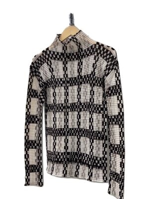 ISSEY MIYAKE（イッセイミヤケ）の古着・中古品の通販サイト セカンド