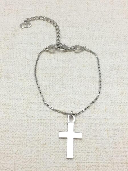 DIOR クロス　ブレスレット 十字架 Christian Dior(クリスチャンディオール) / クロス/十字架/CDロゴ