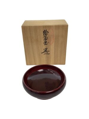 輪島漆❤️週末ぐんと値下げ 能登輪島塗 豪華雲錦(桜、紅葉)蒔絵 七寸角 四段重箱 蓋2枚重台