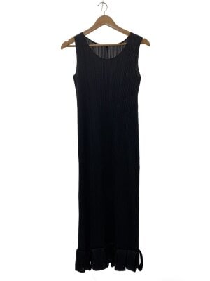 PLEATS PLEASE ISSEY MIYAKE / ノースリーブワンピース/3/ポリエステル/BLK/無地/pp41-jh753 PLEATS PLEASE ISSEY MIYAKE(プリーツプリーズイッセイミヤケ