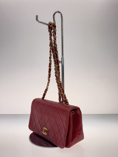 CHANEL マトラッセ チェーンショルダーバッグ　チェーンバッグ CHANEL(シャネル) / チェーンショルダーバッグ/レザー/RED/1695656