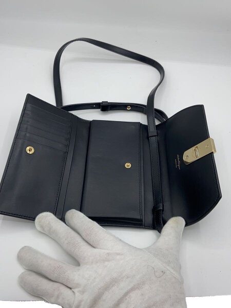 Salvatore Ferragamo(サルヴァトーレフェラガモ) / ショルダーバッグ 