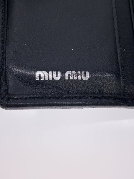MIU MIU(ミュウミュウ) / 2つ折り財布/マテラッセ/BLK/無地/レディース