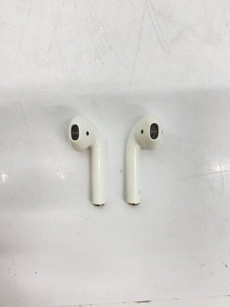 Apple(アップル) / イヤホン AirPods 第2 Wireless Charg MRXJ2J/A