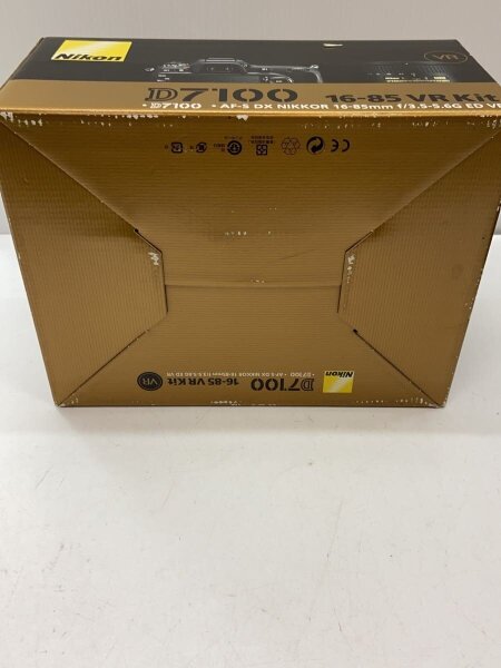 ニコン D7100　ボディのみ　箱無し Nikon(ニコン) / 一眼レフデジタルカメラ/D7100/ボディのみ(レンズ無し