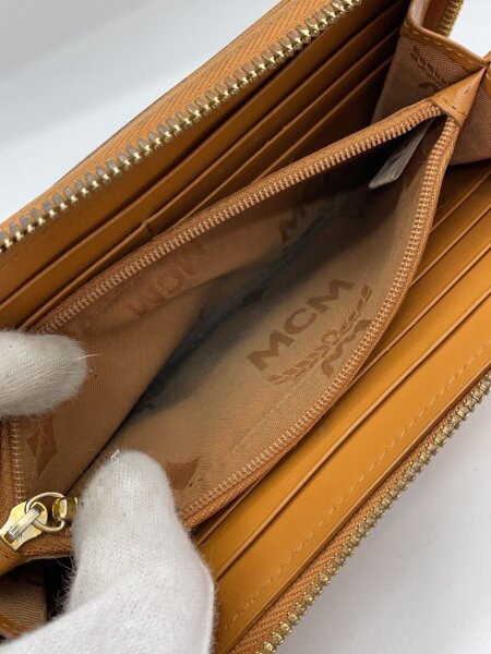 MCM(エムシーエム) / ラウンドファスナーロングウォレット/長財布
