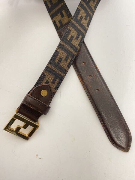 FENDI / レザー擦れ有/ズッカ柄/ベルト/--/BRW/総柄/レディース FENDI(フェンディ) / レザー擦れ有/ズッカ柄/ベルト/--/BRW/総柄