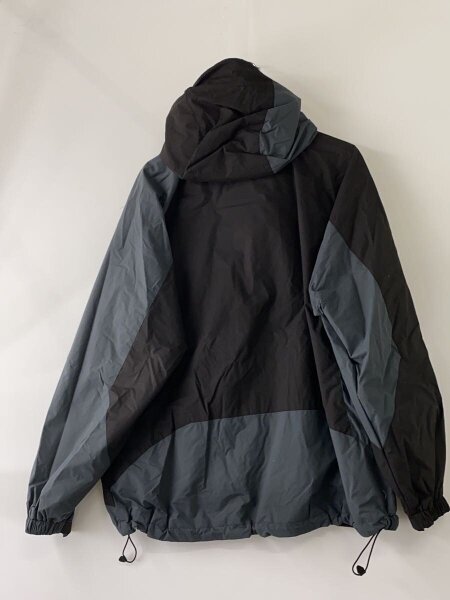 PALACE(パレス) / マウンテンパーカ/XL/ナイロン/GRY/MORE POWDER 