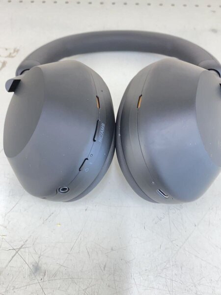 SONY(ソニー) / ヘッドホン WH-1000XM5 | 中古品の販売・通販なら